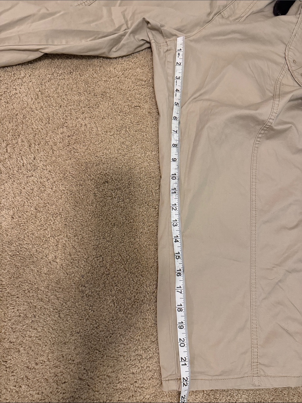 Lee Women's Light Beige Cargo Capris with Utility Pockets - Picture 6 of 8